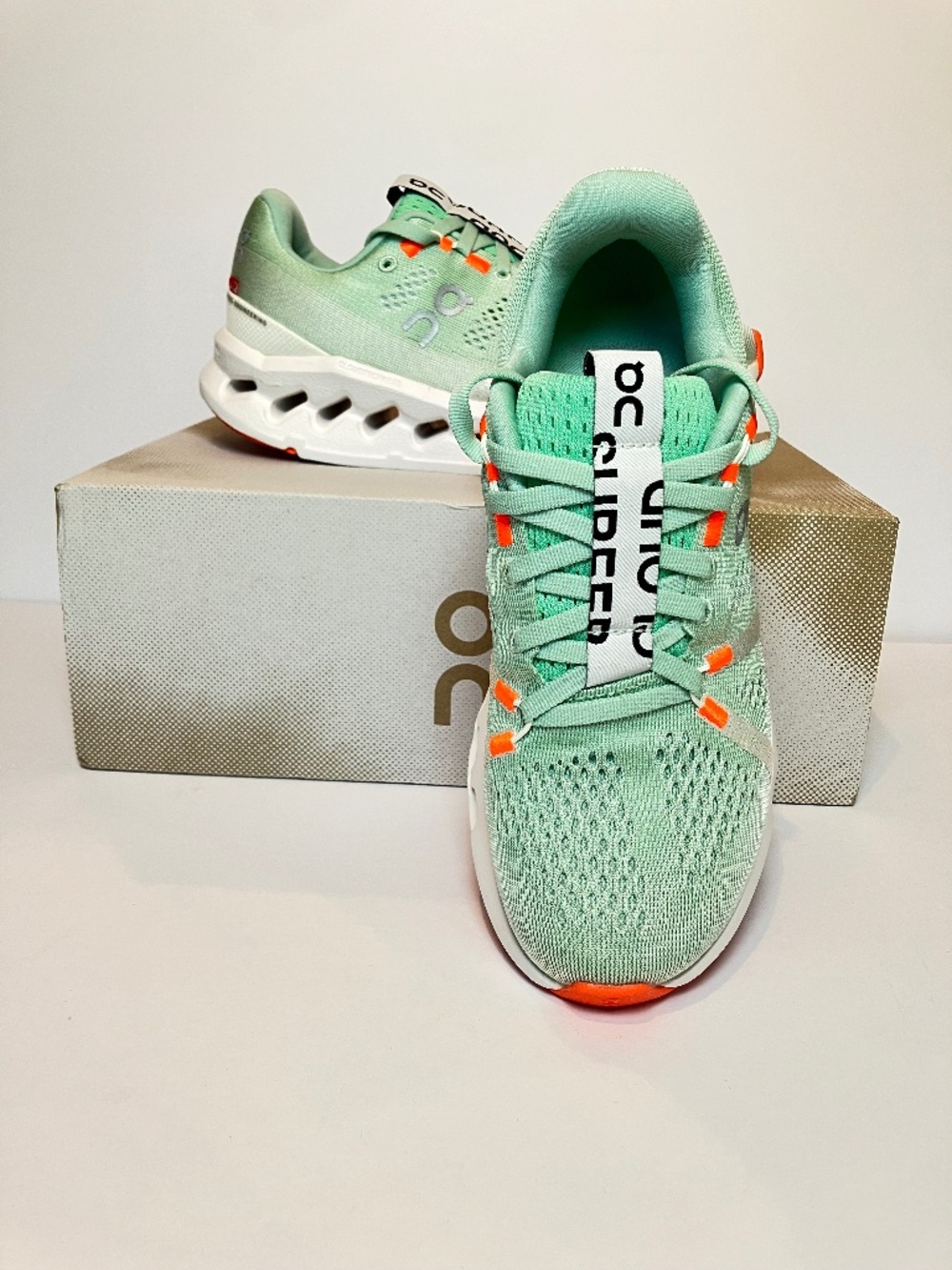 NEW! 5W - On Cloudsurfer Women's Running Shoes Sneakers Creek/White 3WD10441071